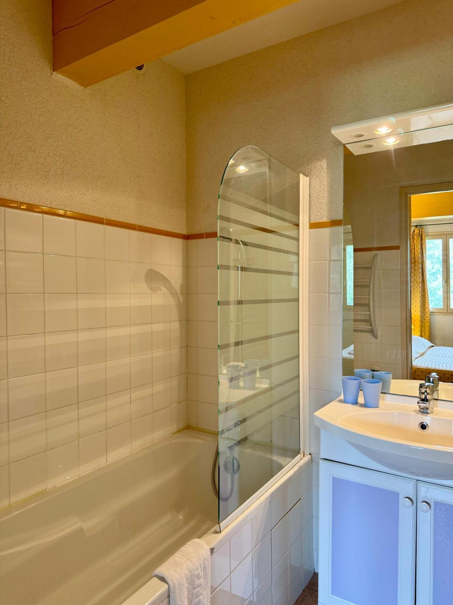 Mas Du Grand Peloux Hotel Port-Saint-Louis-du-Rhone Ngoại thất bức ảnh