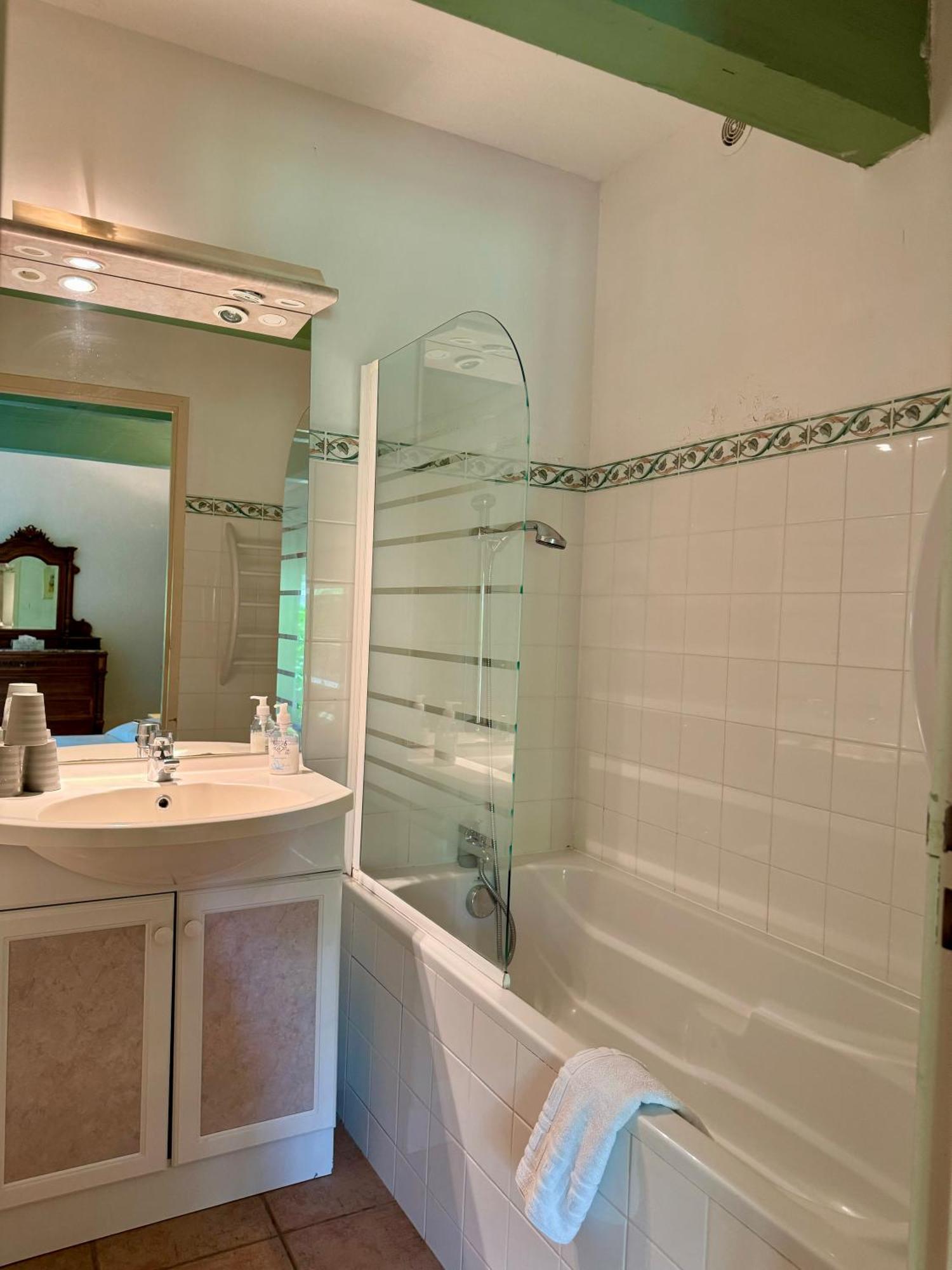 Mas Du Grand Peloux Hotel Port-Saint-Louis-du-Rhone Ngoại thất bức ảnh