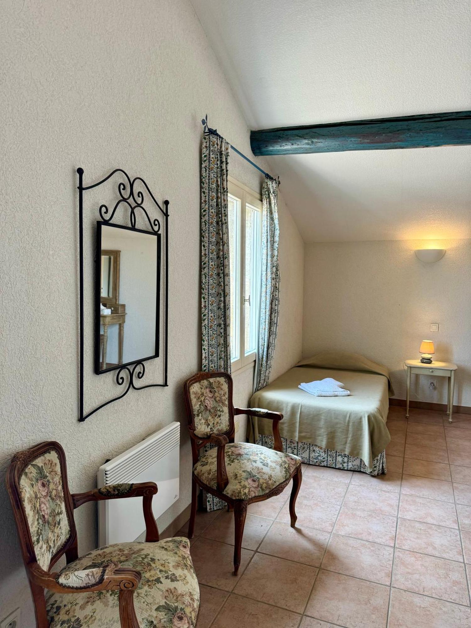 Mas Du Grand Peloux Hotel Port-Saint-Louis-du-Rhone Ngoại thất bức ảnh